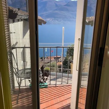 Sunny And Cozy Flat With Breathtaking Views Feriehus Brissago